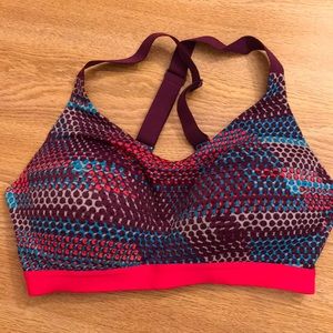 VS sports bra 34D